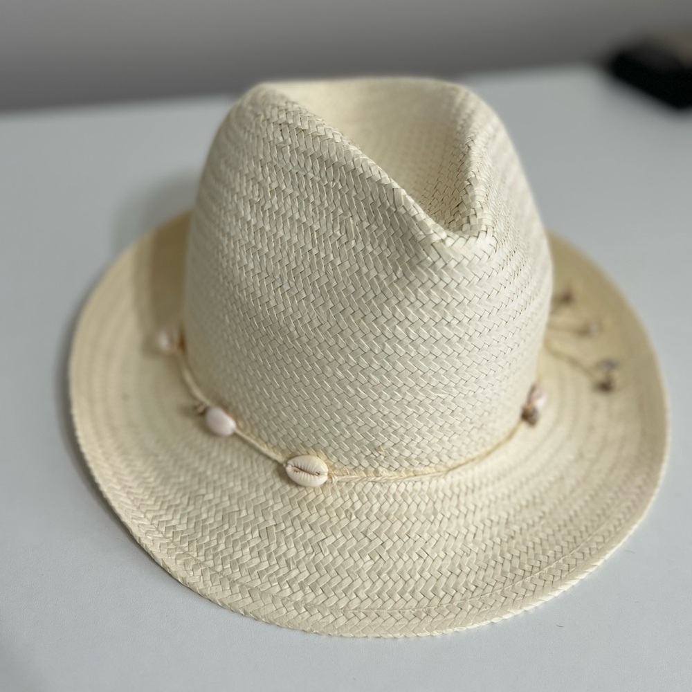 Straw Beach Hat with Shell Band
